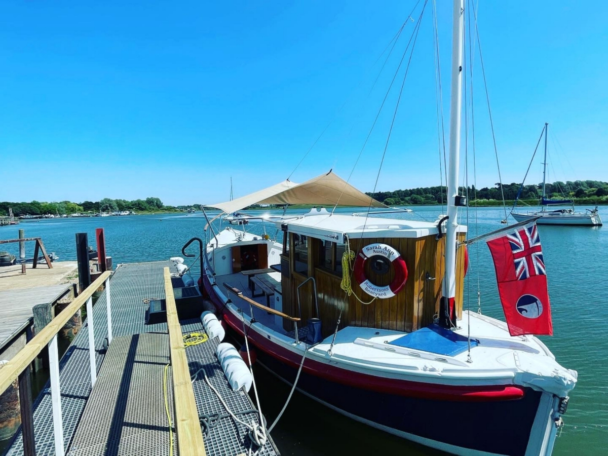 Robertsons_River_Cruises.jpg